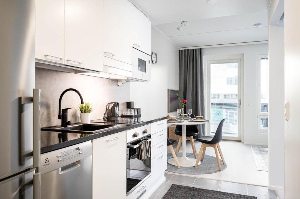 Apartment Near The Train Station, Free Parking &Netflix Kuopio Luaran gambar