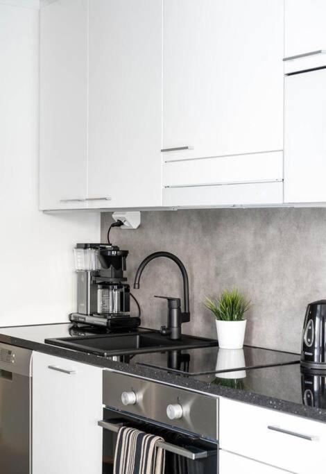 Apartment Near The Train Station, Free Parking &Netflix Kuopio Luaran gambar