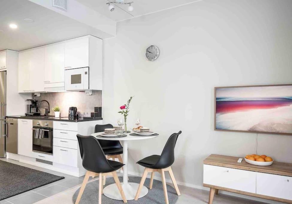 Apartment Near The Train Station, Free Parking &Netflix Kuopio Luaran gambar