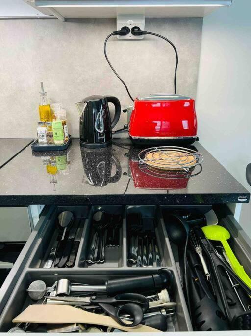 Apartment Near The Train Station, Free Parking &Netflix Kuopio Luaran gambar