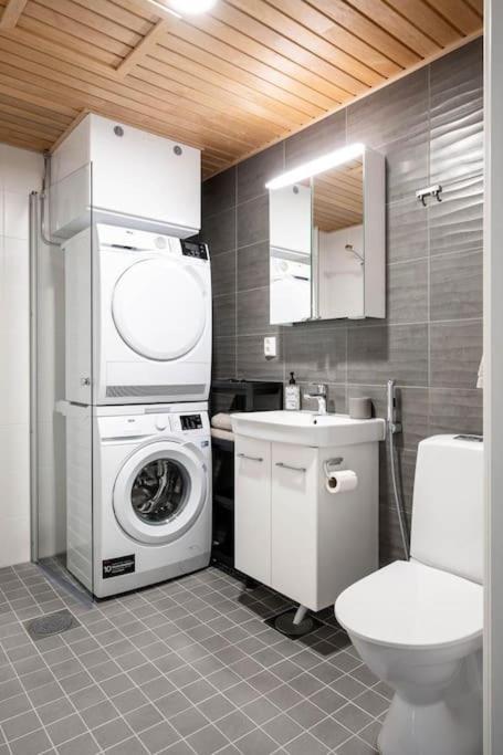 Apartment Near The Train Station, Free Parking &Netflix Kuopio Luaran gambar